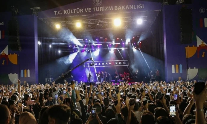 kultur-yolu-festivali-ilk-kez-manisada-145857-20250513